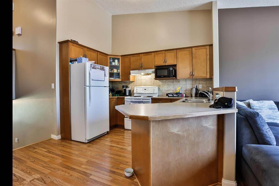 Kitchen & Dining before staging